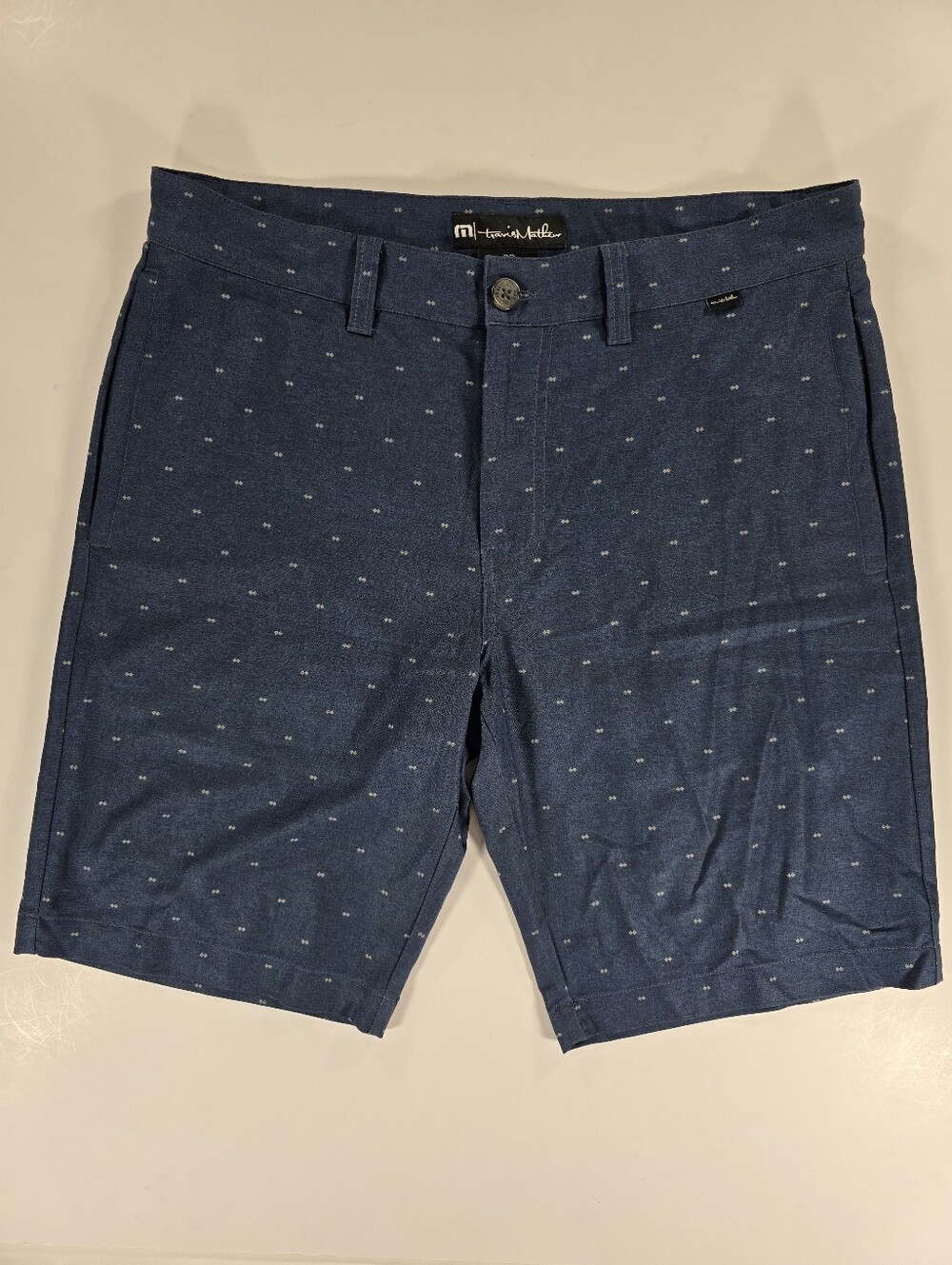 Travis Mathew Hybrid Shorts Men 33 Blue Upwardly Mobile Performance Stretch